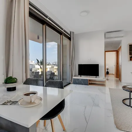 Sanders Palama * Limassol