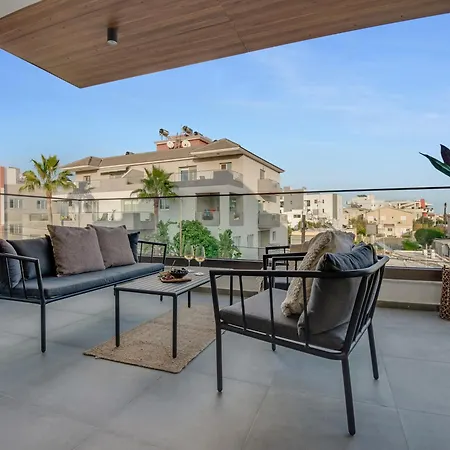 Sanders Palama * Limassol