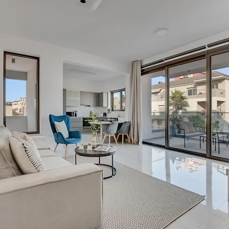 Апартаменты Sanders Palama Лимасол