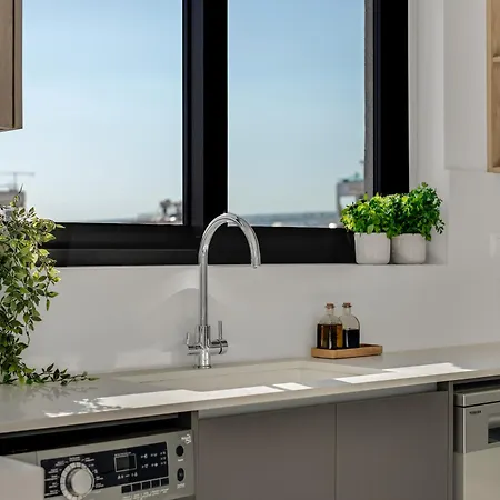 Sanders Palama Apartment *